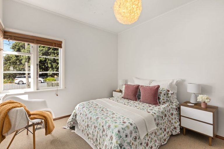 Photo of property in 58 Inglis Street, Seatoun, Wellington, 6022