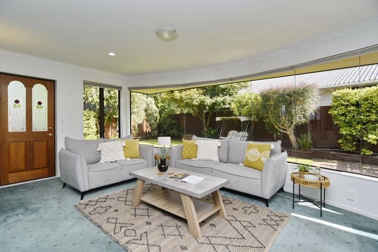 Photo of property in 24 Kowhai Avenue, Rangiora, 7400