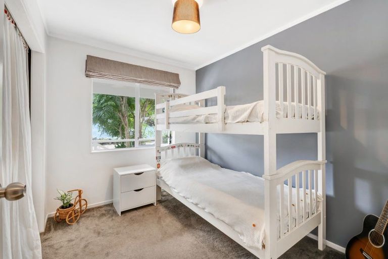 Photo of property in 29 Shadon Place, Stanmore Bay, Whangaparaoa, 0932