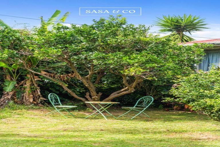 Photo of property in 6 Tidal Road, Mangere, Auckland, 2022