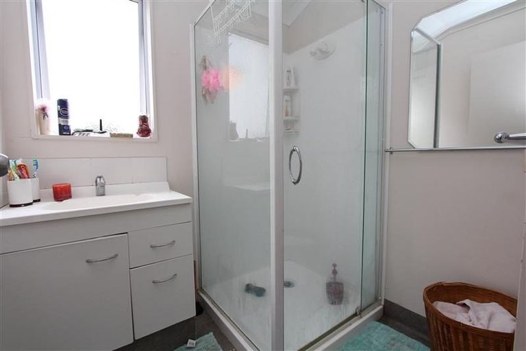 Photo of property in 4b Hogan Street, Hamilton East, Hamilton, 3216