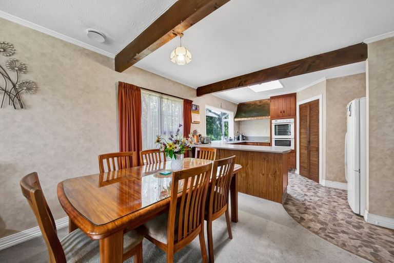 Photo of property in 27 Montjoy Street, Stratford, 4332