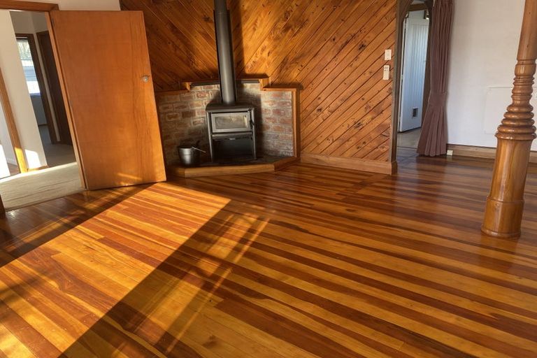 Photo of property in 10 Huia Grove, Elderslea, Upper Hutt, 5018