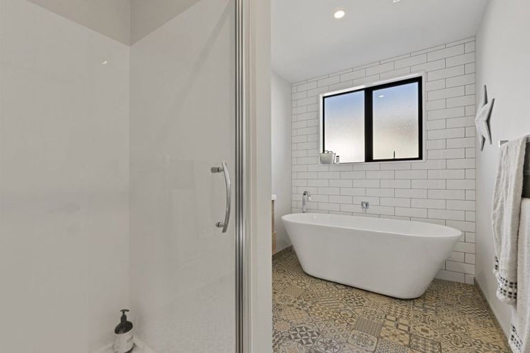 Photo of property in 188 Travis Road, New Brighton, Christchurch, 8083