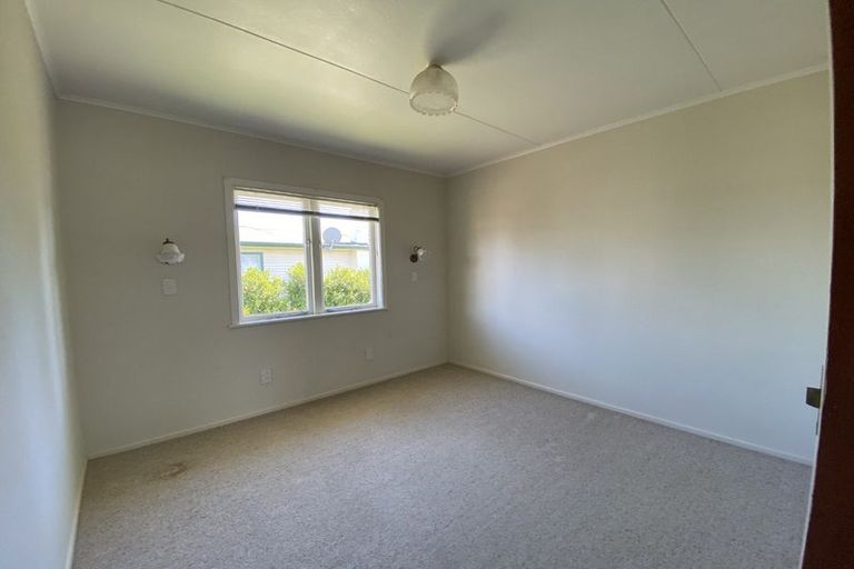Photo of property in 12 Palmerston Road, Havelock North, 4130