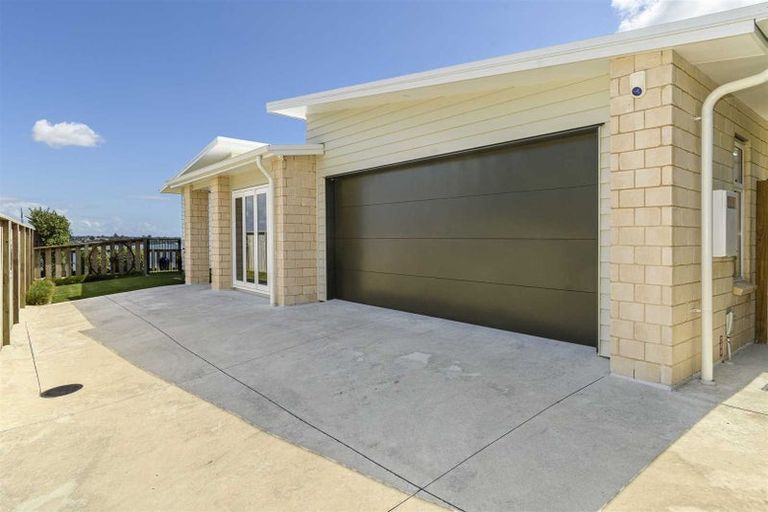 Photo of property in 2 Deepwater Views Way, Maungatapu, Tauranga, 3112