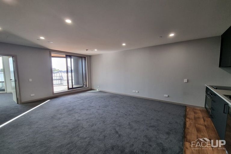 Photo of property in 307/2 Launch Road, Hobsonville, Auckland, 0616