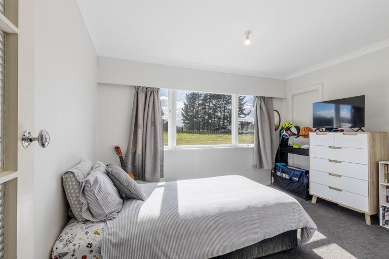 Photo of property in 71 Laws Road, Dannevirke, 4972