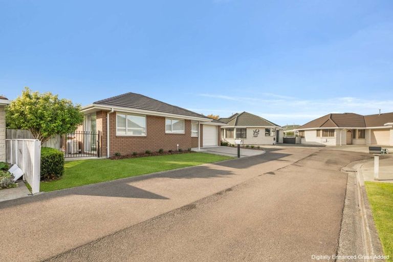 Photo of property in 24a Rata Street, Roslyn, Palmerston North, 4414