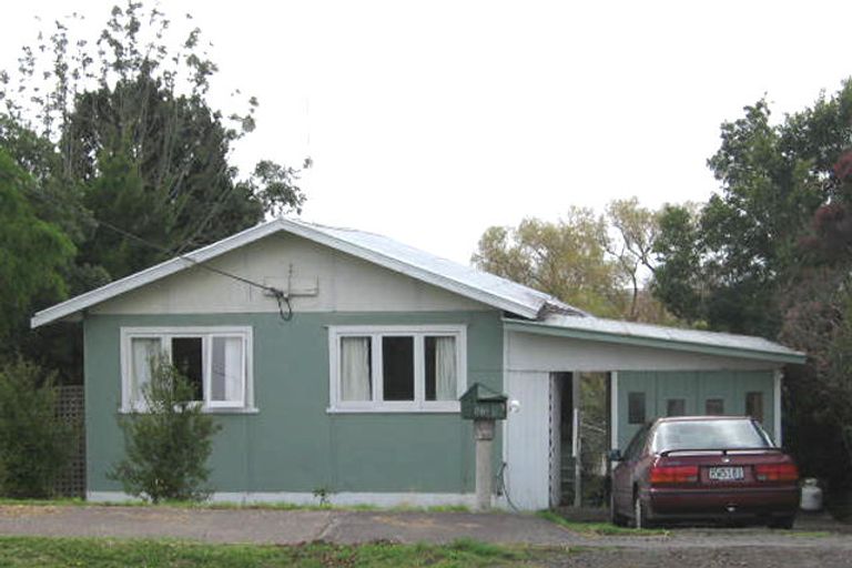 Photo of property in 261 Sturges Road, Henderson, Auckland, 0612