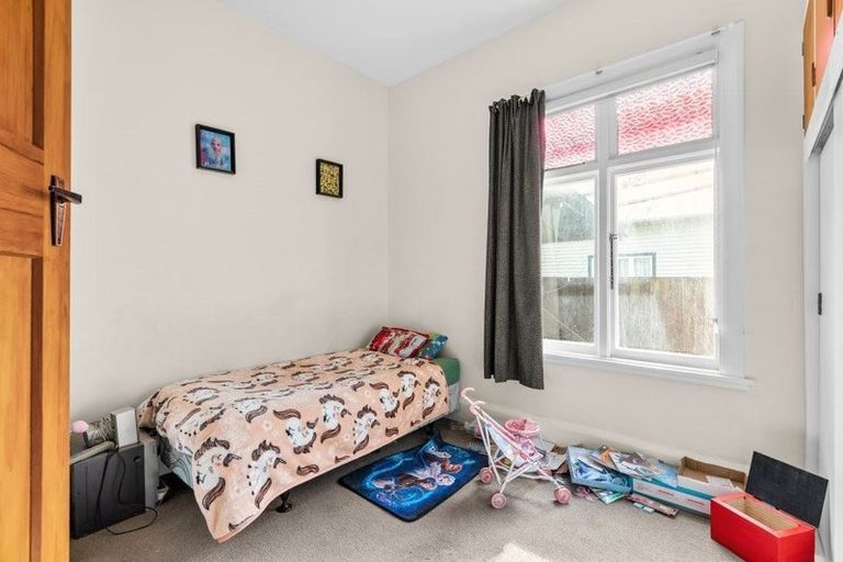 Photo of property in 102 Simeon Street, Spreydon, Christchurch, 8024