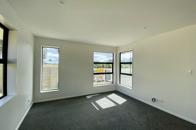 Photo of property in 31 Dynes Road, Rolleston, 7615