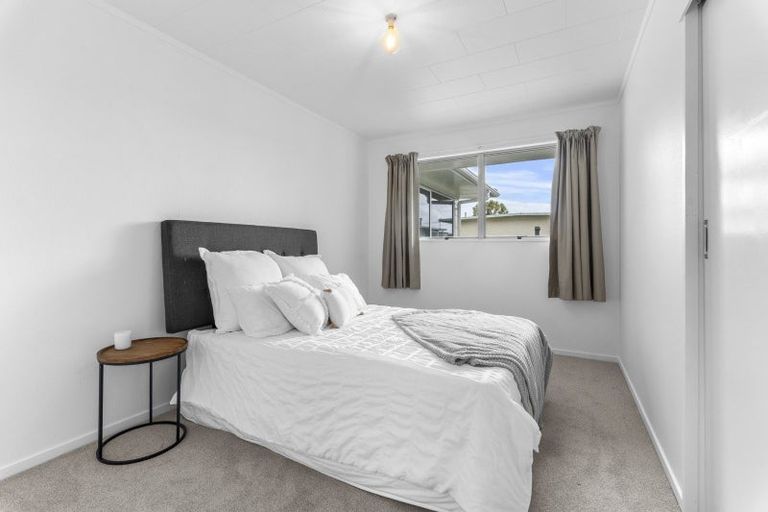 Photo of property in 3/62 Wallace Place, Westown, New Plymouth, 4310