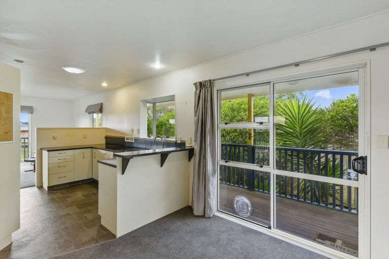 Photo of property in 9 Takitimu Street, Waitarere Beach, Levin, 5510