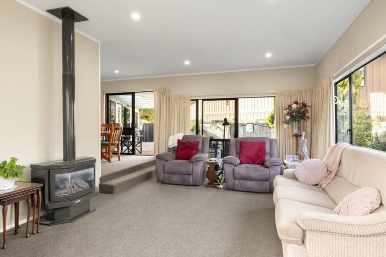 Photo of property in 20 Essendon Court, Glenview, Hamilton, 3206