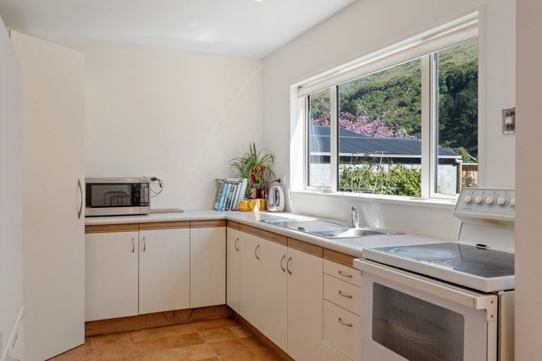 Photo of property in 33a Van Asch Street, Sumner, Christchurch, 8081