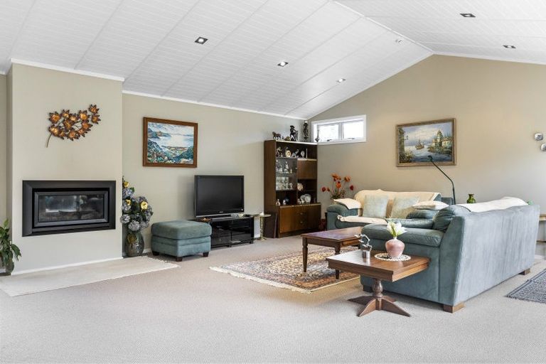 Photo of property in 12 Kurupae Road, Hilltop, Taupo, 3330