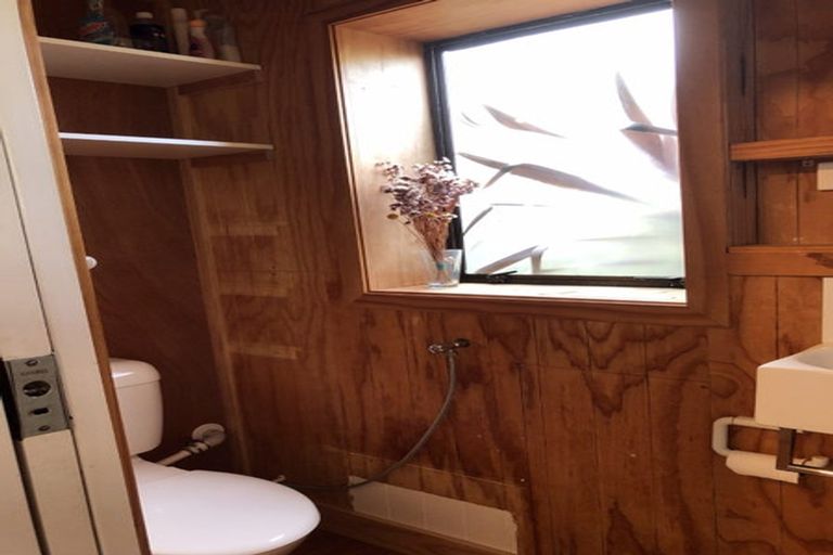 Photo of property in 94 Tannadyce Street, Strathmore Park, Wellington, 6022