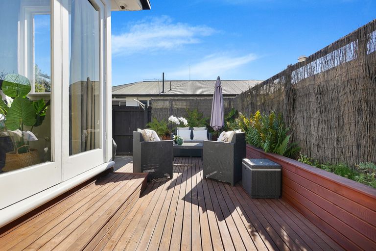 Photo of property in 103 Prestons Road, Redwood, Christchurch, 8051