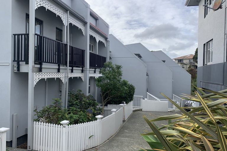 Photo of property in 19/43 Nairn Street, Mount Cook, Wellington, 6011