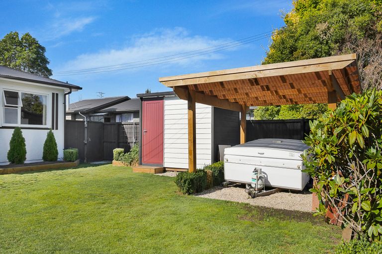 Photo of property in 103 Prestons Road, Redwood, Christchurch, 8051