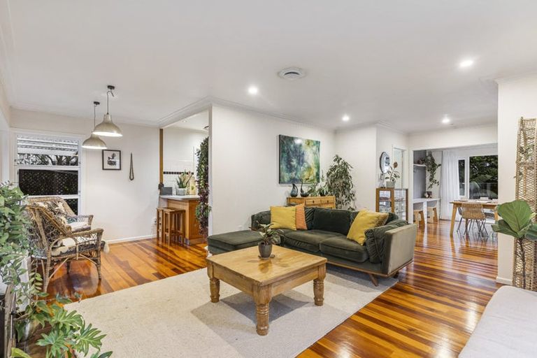 Photo of property in 6 Tilden Avenue, Hillcrest, Auckland, 0627