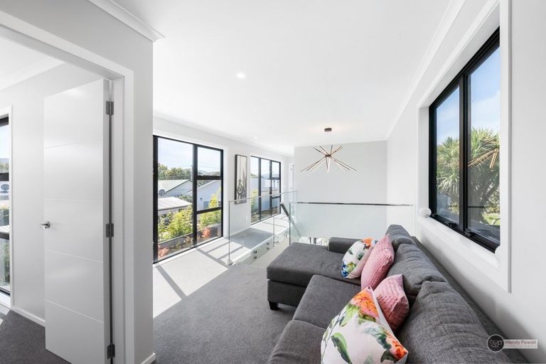 Photo of property in 24a Birdwood Road, Waterloo, Lower Hutt, 5011