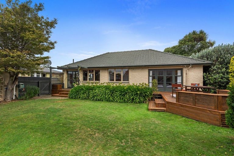 Photo of property in 12 Saint Ives Street, Harewood, Christchurch, 8051
