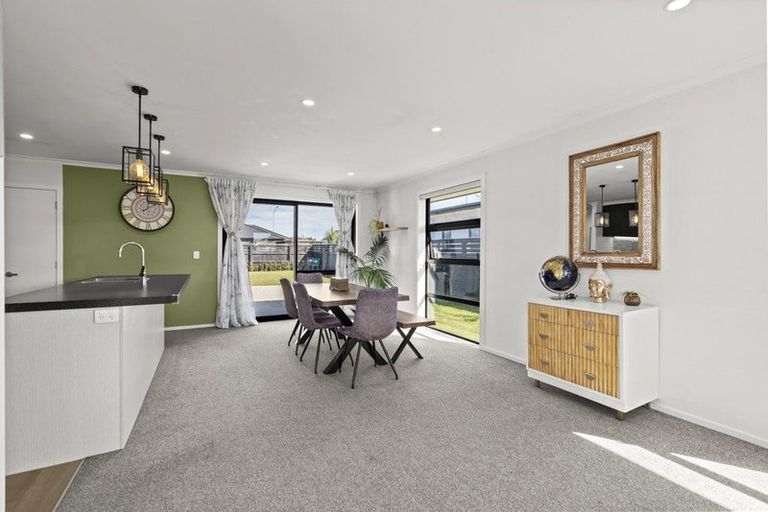 Photo of property in 5 Gallantry Lane, Halswell, Christchurch, 8025