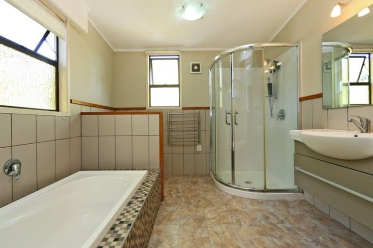 Photo of property in 3 Russell Street, Waipukurau, 4200