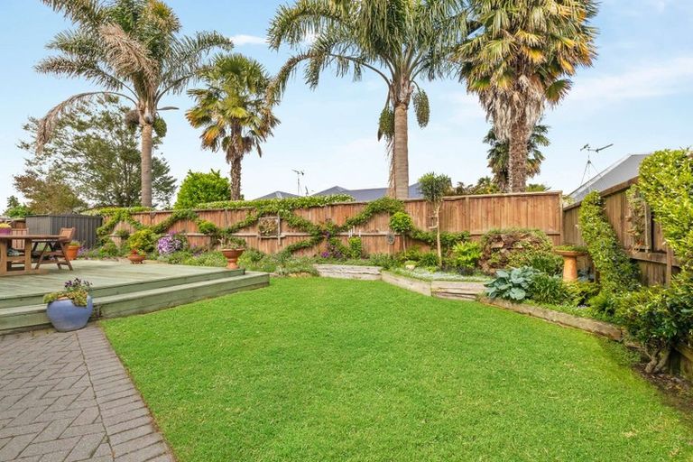 Photo of property in 13 Chesterfield Place, Rototuna, Hamilton, 3210