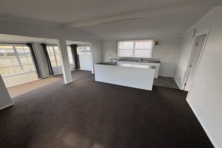 Photo of property in 16 Bidois Road, Fairy Springs, Rotorua, 3015