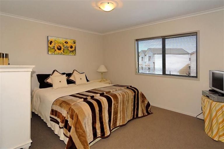 Photo of property in St Claire Village, 220/172 Mcleod Road, Te Atatu South, Auckland, 0610