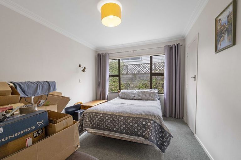 Photo of property in 126 Brooklands Road, Brooklands, New Plymouth, 4310