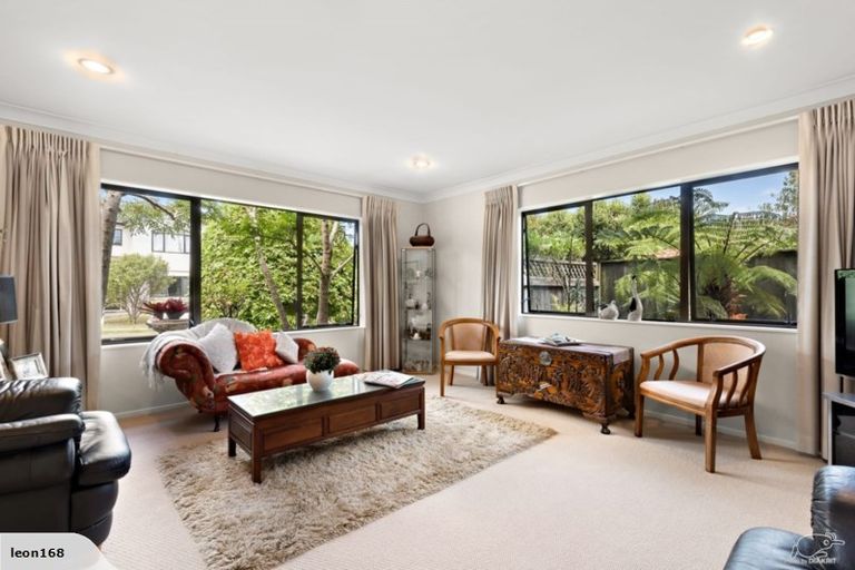 Photo of property in 40 Coachman Drive, Flat Bush, Auckland, 2016