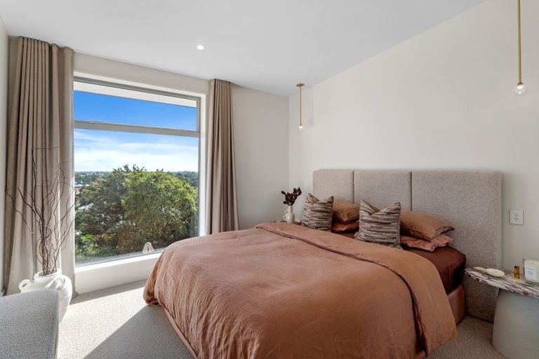 Photo of property in 359 Centaurus Road, Hillsborough, Christchurch, 8022