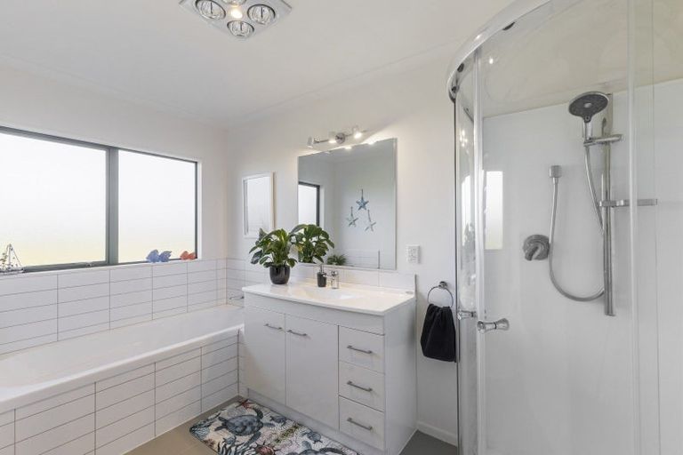 Photo of property in 76a Smart Road, Glen Avon, New Plymouth, 4312