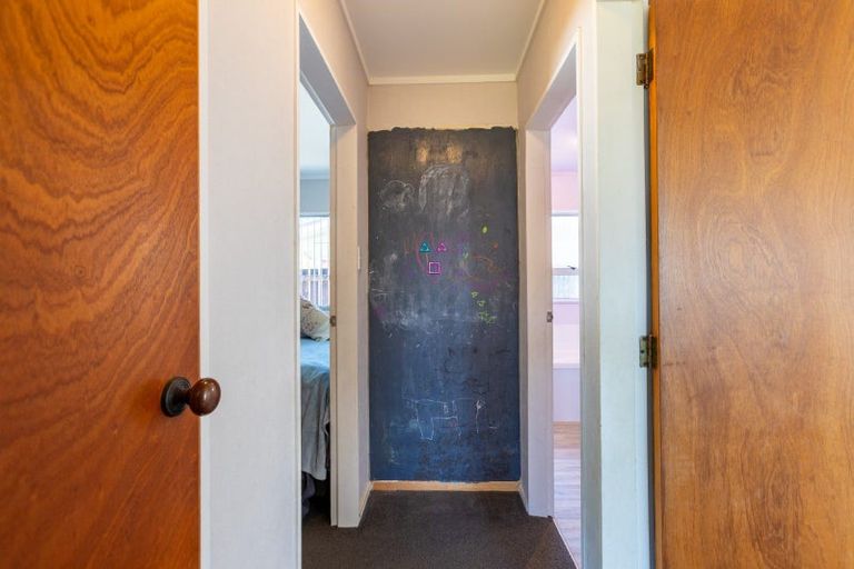 Photo of property in 57 Mclean Street, Woodville, 4920