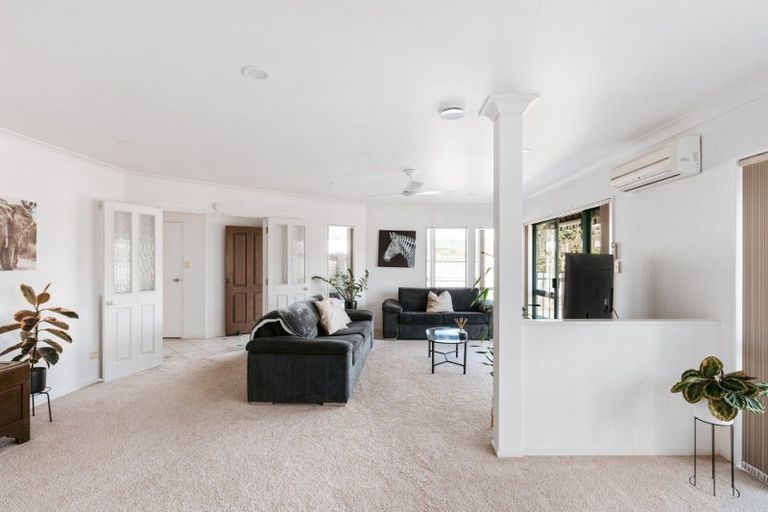 Photo of property in 160 Pacific View Road, Papamoa Beach, Papamoa, 3118