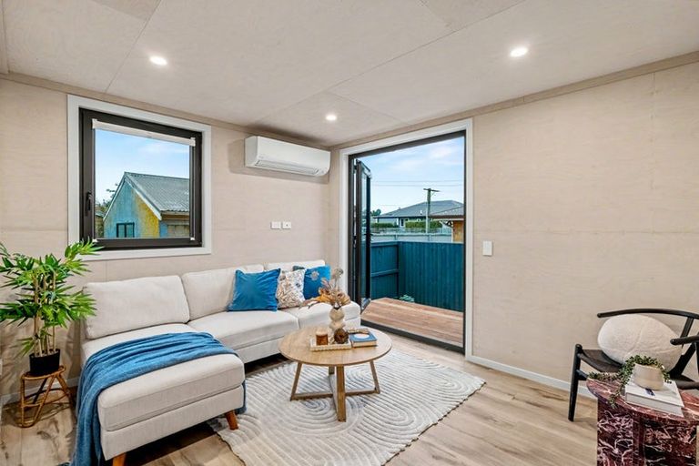 Photo of property in 4/61 Mackworth Street, Woolston, Christchurch, 8062