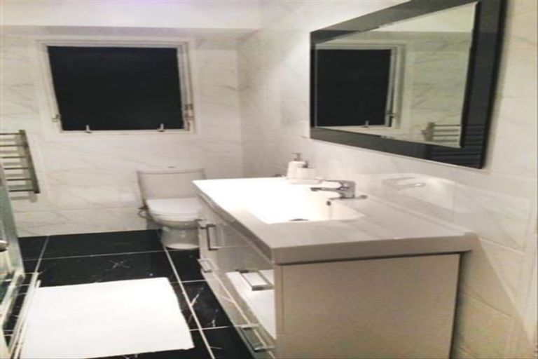 Photo of property in 24 Carter Place, Manurewa, Auckland, 2102