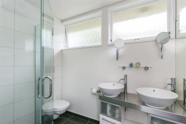 Photo of property in 20 Rama Crescent, Khandallah, Wellington, 6035