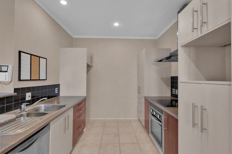 Photo of property in 14b Kelvin Place, Hamilton East, Hamilton, 3216