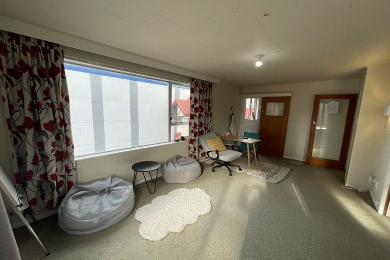 Photo of property in Adelphi Apartments, 183 The Terrace, Wellington Central, Wellington, 6011