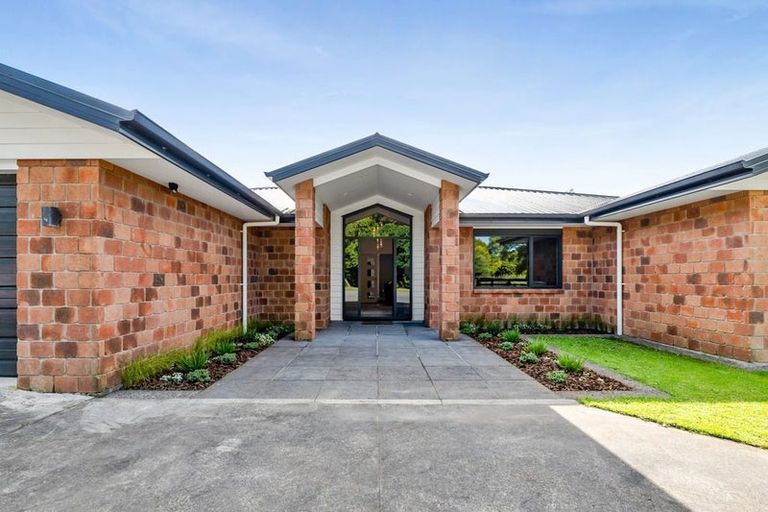 Photo of property in 939 Main North Road, Onaero, Waitara, 4383