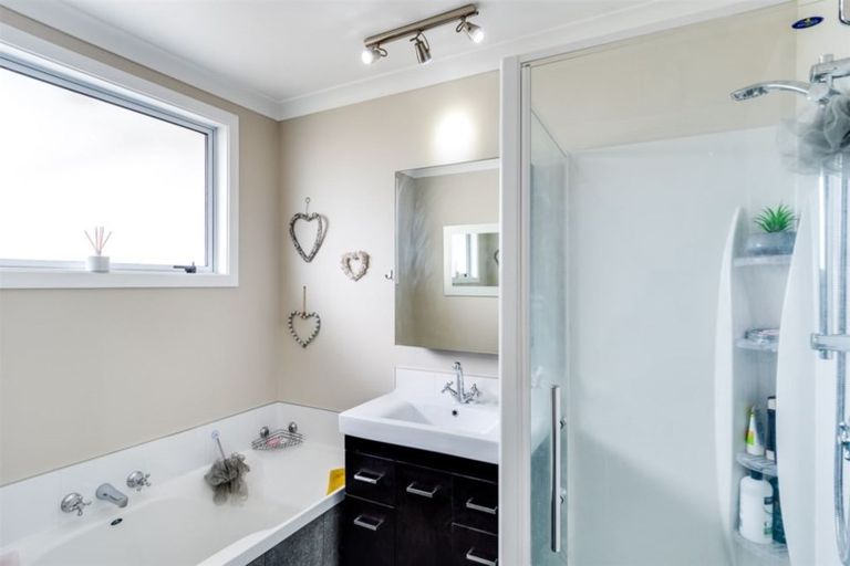 Photo of property in 1 Fife Crescent, Tamatea, Napier, 4112