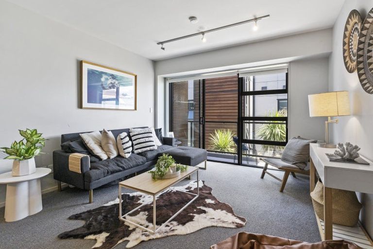 Photo of property in Detroit Apartments, 201/181u Tasman Street, Mount Cook, Wellington, 6021