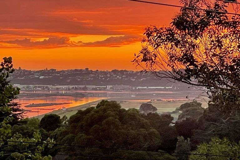 Photo of property in 36 Longview Road, Poraiti, Napier, 4182