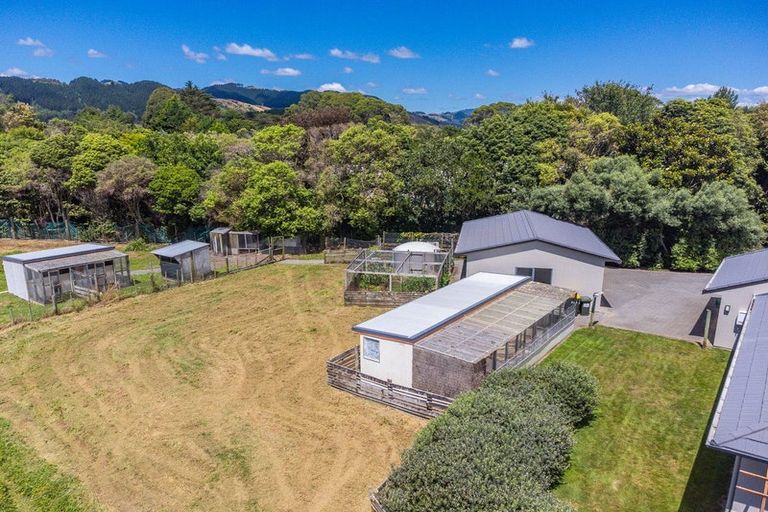 Photo of property in 33 Killalea Place, Paraparaumu, 5032