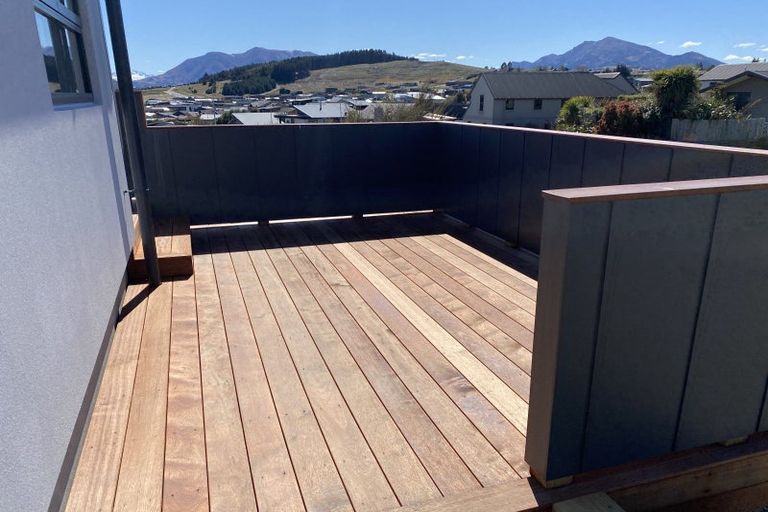 Photo of property in 88 Kings Drive, Wanaka, 9305